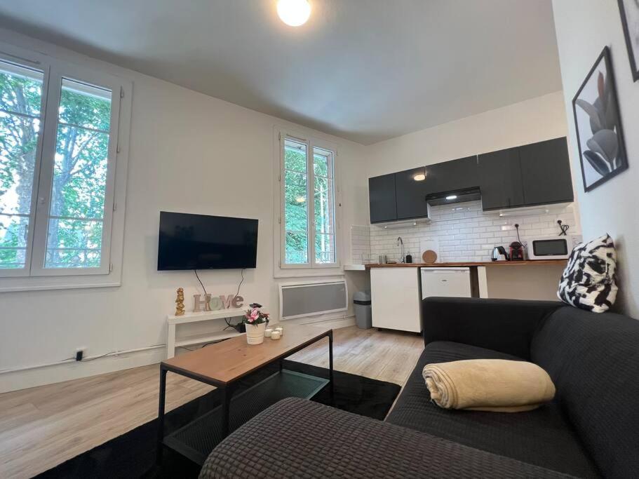 Apartment Le Castelet - Paisible T2 Proche Metro